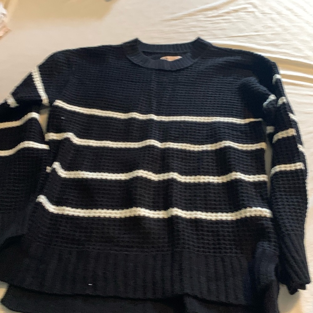 Women’s sweater